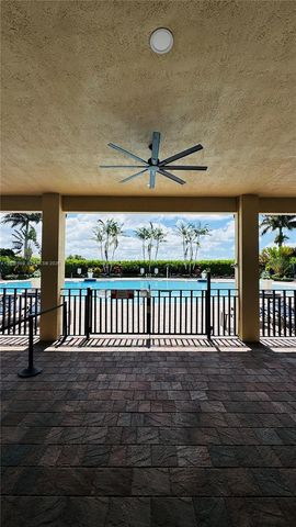 3355 W 90th Ter, Hialeah, FL 33018