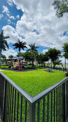3355 W 90th Ter, Hialeah, FL 33018