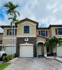 3355 W 90th Ter, Hialeah, FL 33018