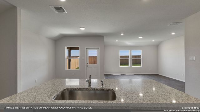 711 WILD OLIVE WAY, Seguin, TX 78155