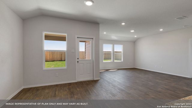 711 WILD OLIVE WAY, Seguin, TX 78155