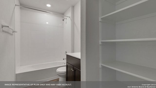 711 WILD OLIVE WAY, Seguin, TX 78155