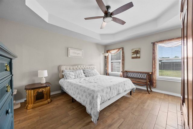 3928 Country Meadows Circle, Granbury, TX 76049