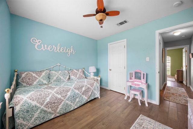 3928 Country Meadows Circle, Granbury, TX 76049