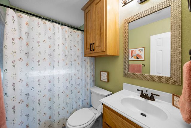 3928 Country Meadows Circle, Granbury, TX 76049