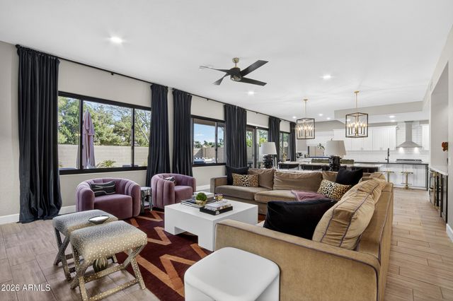 448 W LARONA Lane, Tempe, AZ 85284