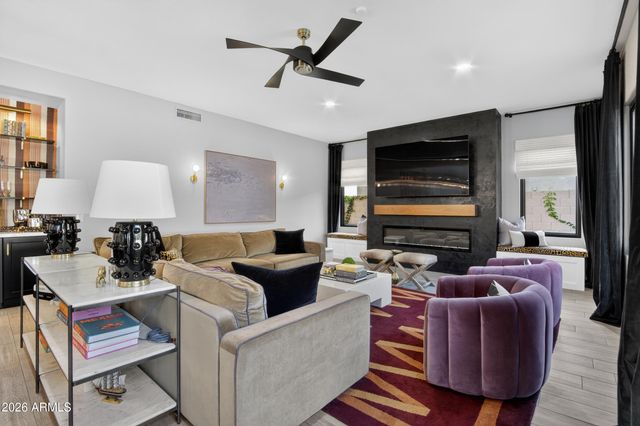 448 W LARONA Lane, Tempe, AZ 85284