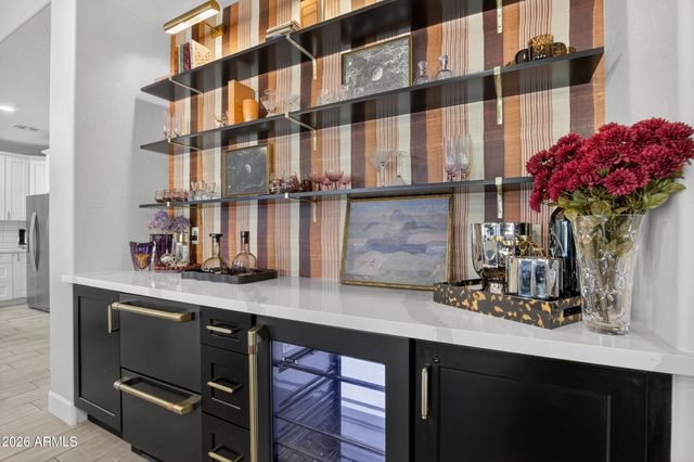 448 W LARONA Lane, Tempe, AZ 85284