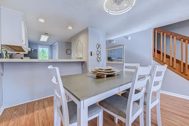 816 9th Ave S Apt 205C, North Myrtle Beach, SC 29582