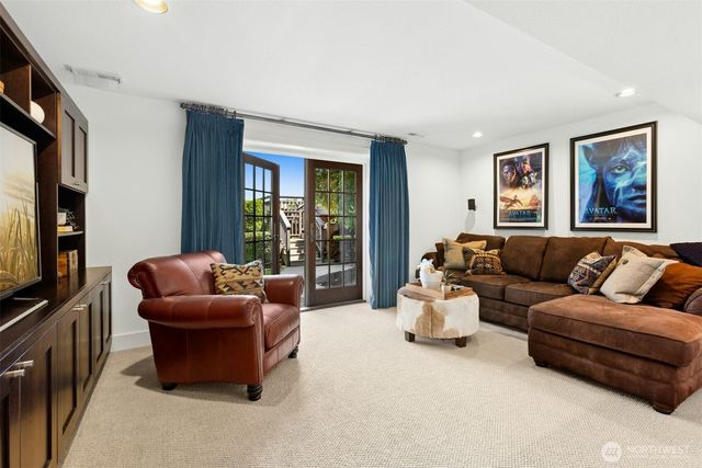 32440 SE 54th Street, Fall City, WA 98024