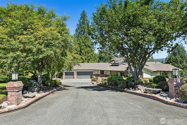 32440 SE 54th Street, Fall City, WA 98024