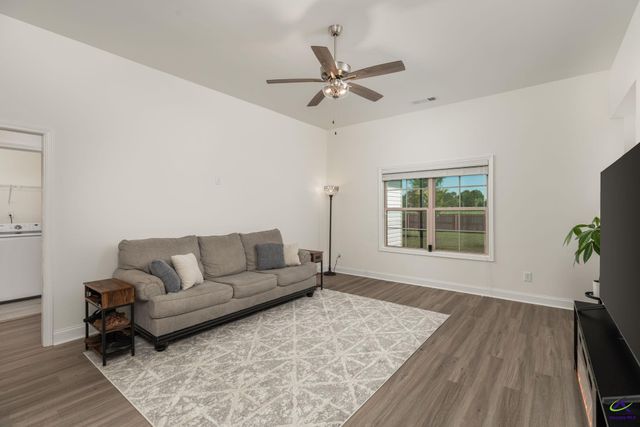 111 Rambo Way, Perry, GA 31069