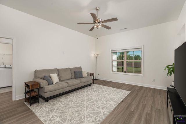 111 Rambo Way, Perry, GA 31069