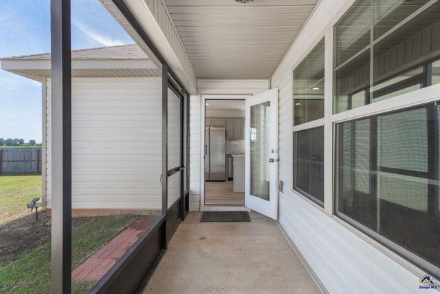 111 Rambo Way, Perry, GA 31069