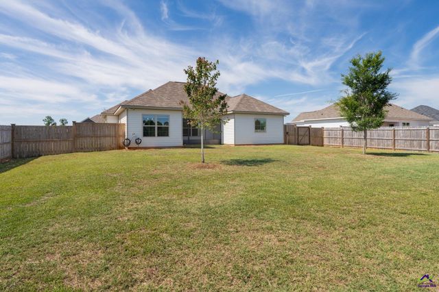 111 Rambo Way, Perry, GA 31069