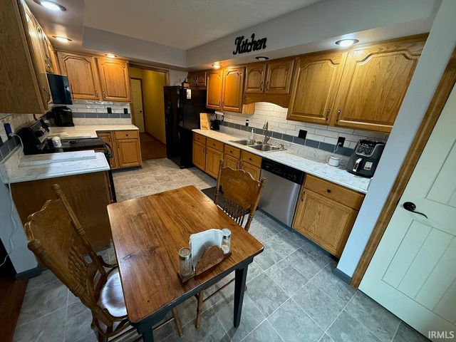 331 Southbrook Drive, Evansville, IN 47711