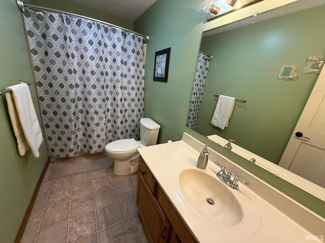 331 Southbrook Drive, Evansville, IN 47711