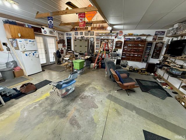 331 Southbrook Drive, Evansville, IN 47711