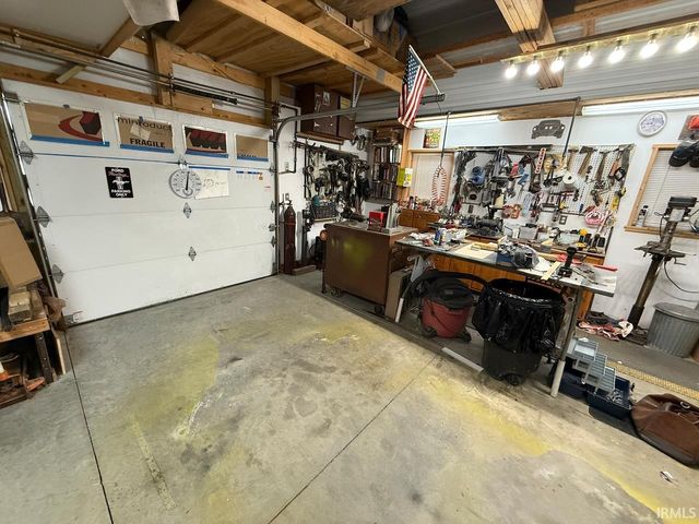 331 Southbrook Drive, Evansville, IN 47711