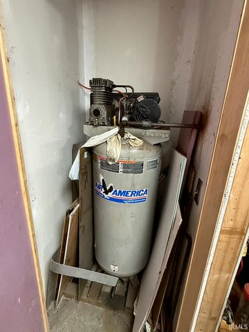 331 Southbrook Drive, Evansville, IN 47711