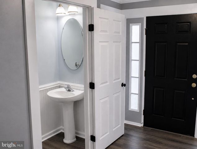 20 CLEMENS LN, Blackwood, NJ 08012