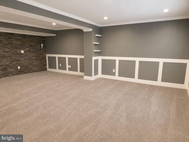20 CLEMENS LN, Blackwood, NJ 08012