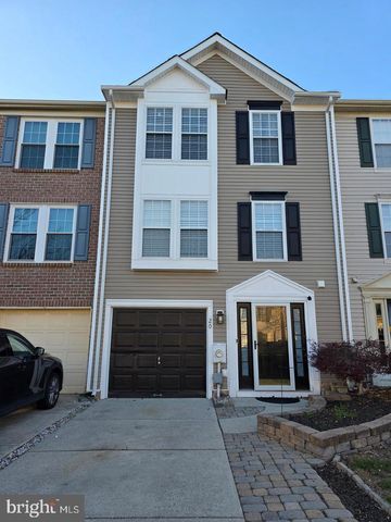 20 CLEMENS LN, Blackwood, NJ 08012