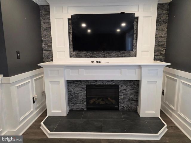 20 CLEMENS LN, Blackwood, NJ 08012