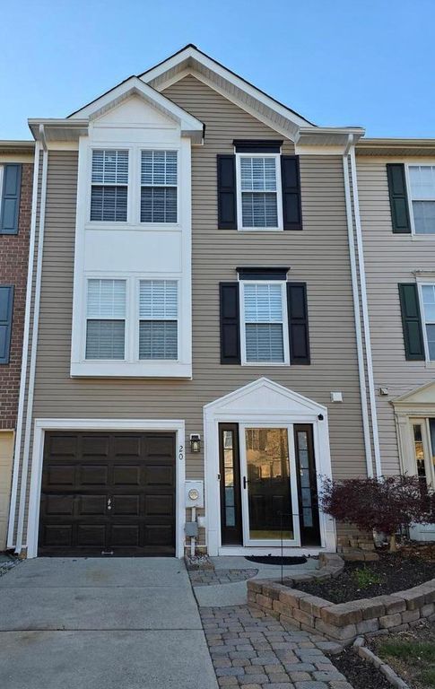 20 CLEMENS LN, Blackwood, NJ 08012