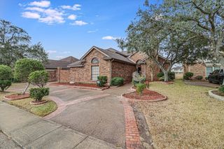 7865 Etienne Dr, Corpus Christi, TX 78414