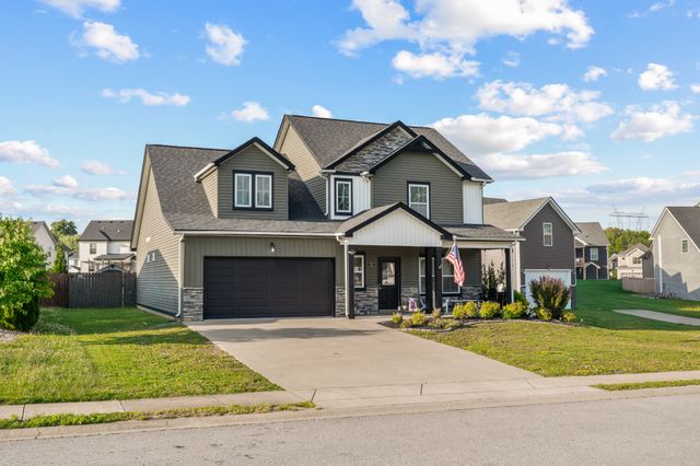615 Bassett Ln, Clarksville, TN 37043