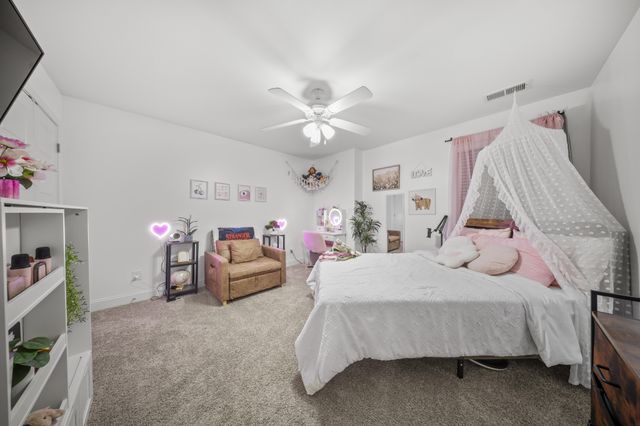 615 Bassett Ln, Clarksville, TN 37043