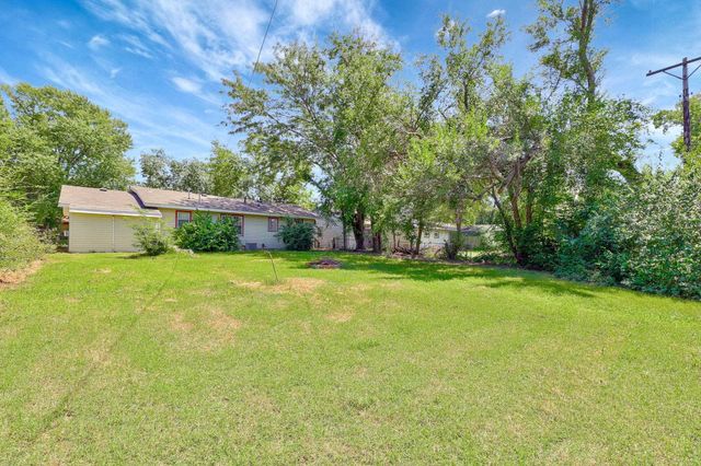 4533 S Charles Ave, Wichita, KS 67217