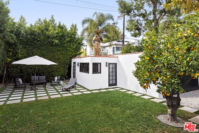 745 N Laurel Avenue, Los Angeles, CA 90046