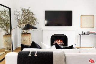 745 N Laurel Avenue, Los Angeles, CA 90046