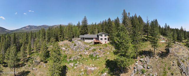 90 Riverview Cir, Sandpoint, ID 83864