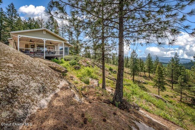 90 Riverview Cir, Sandpoint, ID 83864