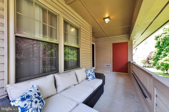 213 TAVISTOCK, Cherry Hill, NJ 08034
