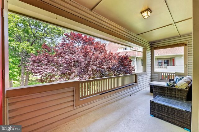 213 TAVISTOCK, Cherry Hill, NJ 08034
