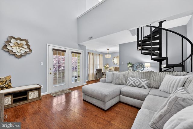 213 TAVISTOCK, Cherry Hill, NJ 08034