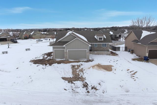 2423 S Monument St, Wichita, KS 67235