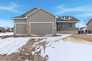 2423 S Monument St, Wichita, KS 67235