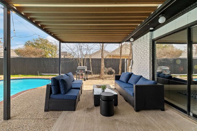 1301 N Trail Drive, Carrollton, TX 75006