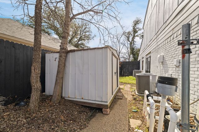 1301 N Trail Drive, Carrollton, TX 75006