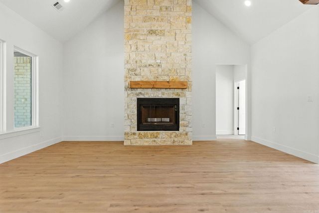 301 Abrielle Lane, Benton, AR 72019