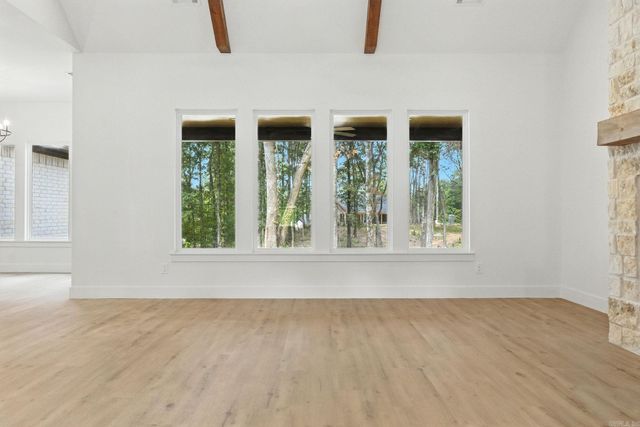 301 Abrielle Lane, Benton, AR 72019