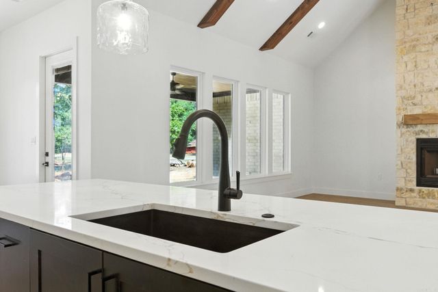 301 Abrielle Lane, Benton, AR 72019