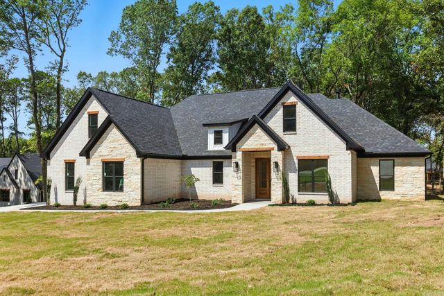 301 Abrielle Lane, Benton, AR 72019