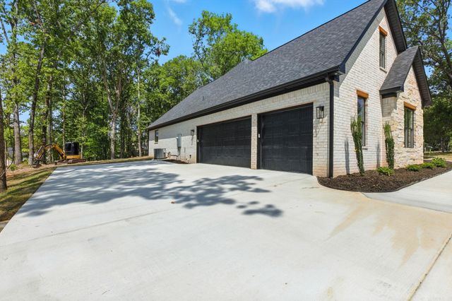 301 Abrielle Lane, Benton, AR 72019