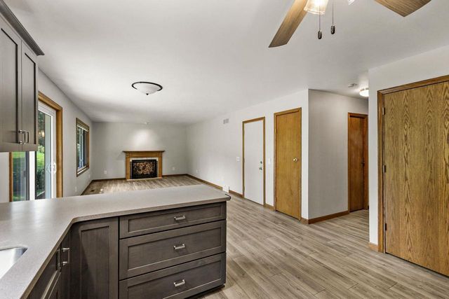 3702 Spring Hill Court, Middleton, WI 53562
